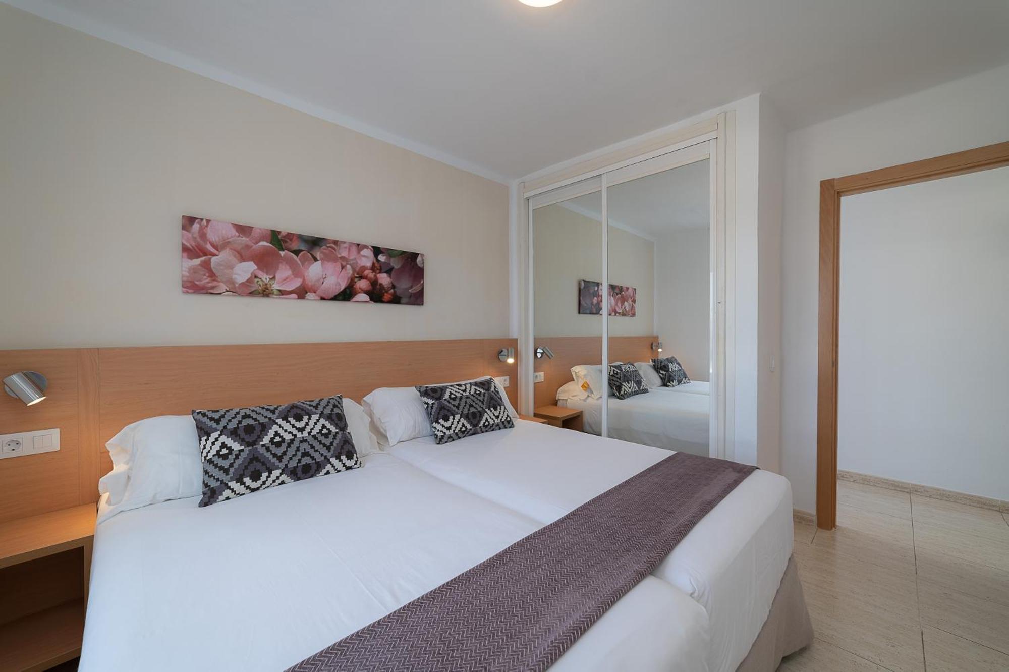 Two-Bedroom Apartment,1537303690:JPEG